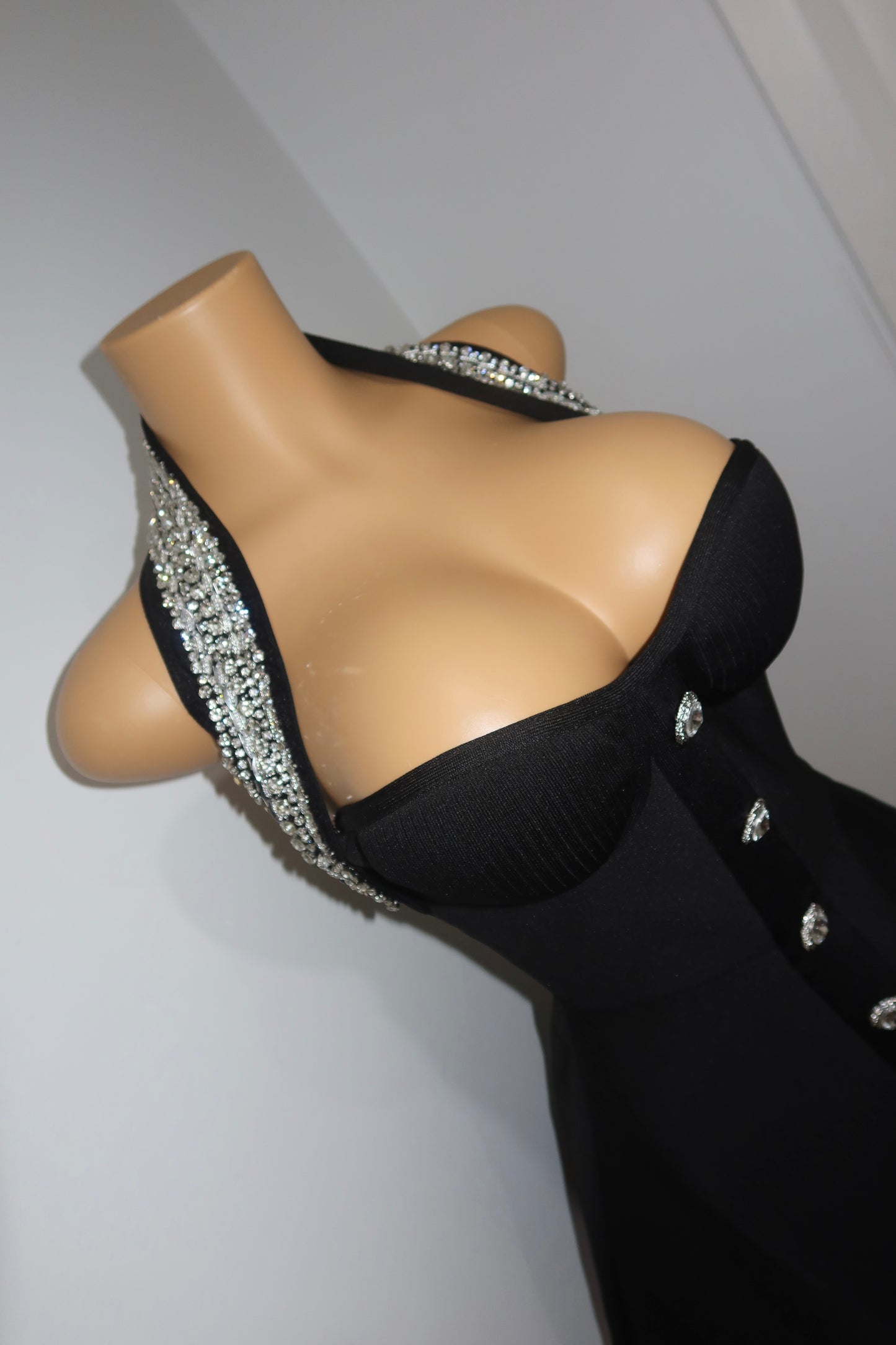 AMARA HALTER DRESS