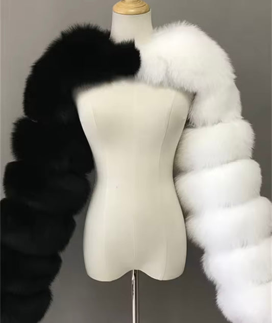 FAUX FUR SLEEVES